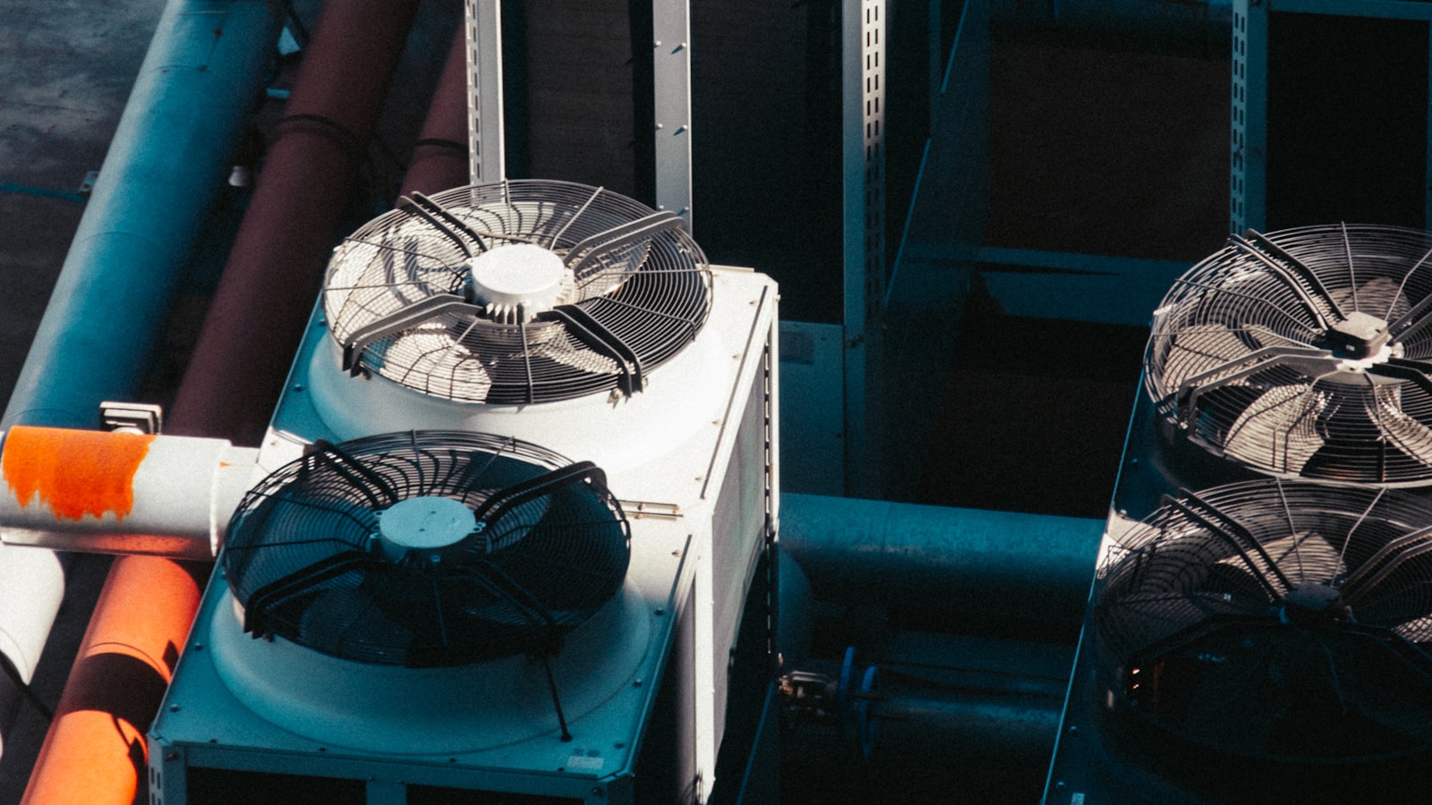 Wine cellar cooling equipment service detail for Can a Regular HVAC System Cool a Wine Cellar Properly?