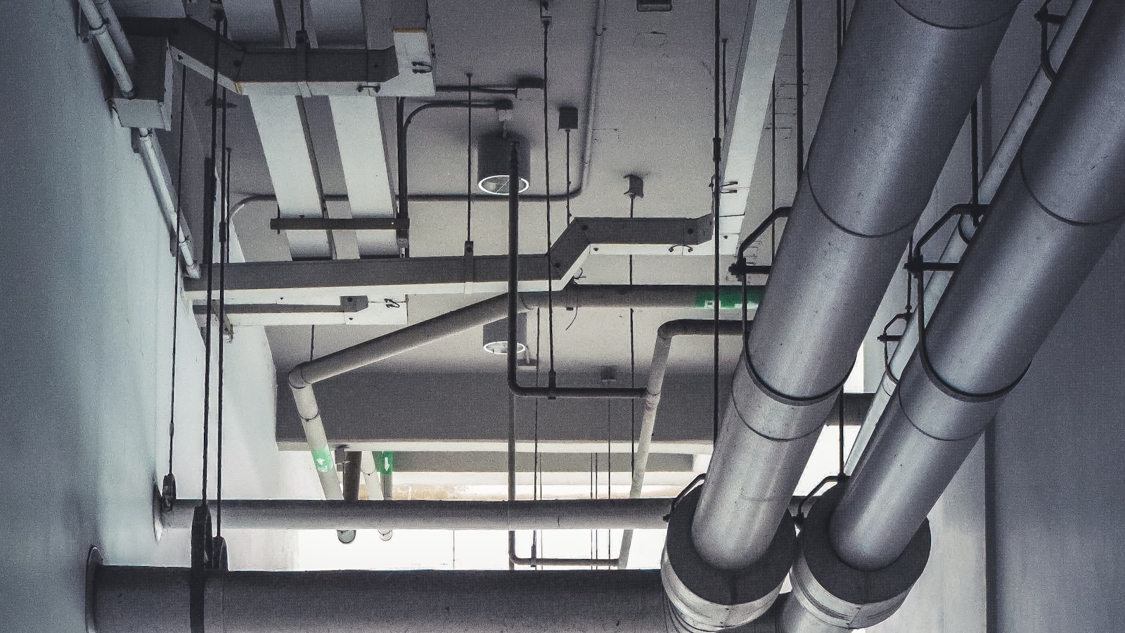 Ductwork and airflow detail for wine cellar cooling for Through-the-Wall vs Split vs Ducted Wine Cellar Cooling